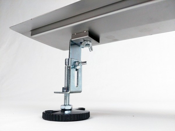Kanaleta tuš s ŠČETKANIM pokrovom, dimenzij: 900(d)x70(š)x70(v)mm INOX